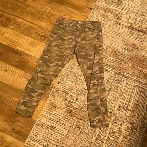Army print jeggings